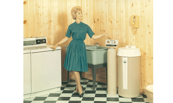 Historický změkčovač EcoWater Princess z roku 1963